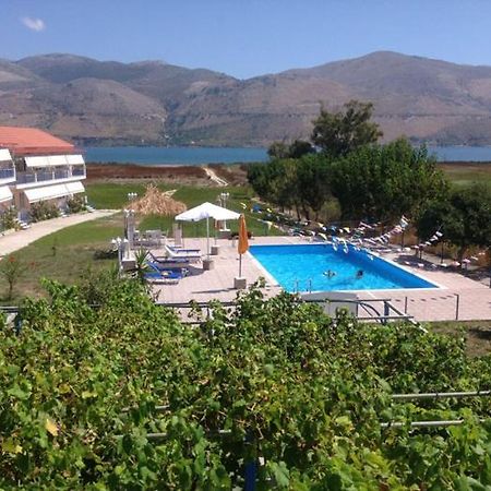 Liza Rooms Lixouri Exterior foto