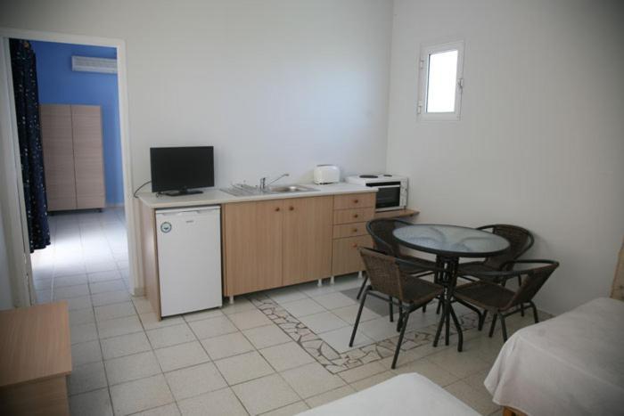 Liza Rooms Lixouri Exterior foto
