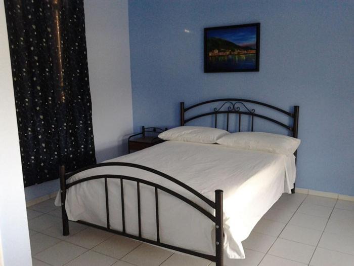 Liza Rooms Lixouri Exterior foto
