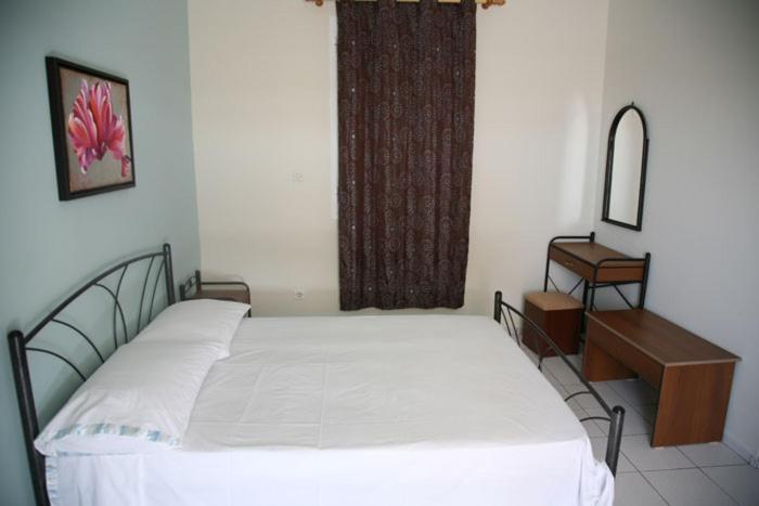 Liza Rooms Lixouri Exterior foto